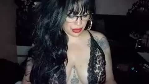Snapshot of temptresscrystalia chatting on 06.28.26 talia i m french girl online show from 06.28.26