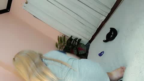 Hi 8tsME MADDISON online show from 01.30.25