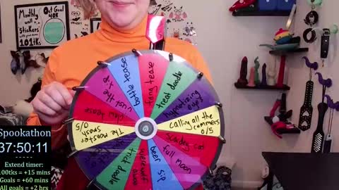 Snapshot of ten_tickle_pixie chatting on 10.20.25 Pixie and Tentacle Overlord online show from 10.20.25