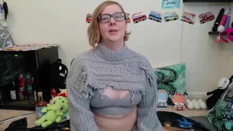 Snapshot of ten_tickle_pixie chatting on 01.07.26 Pixie and Tentacle Overlord online show from 01.07.26