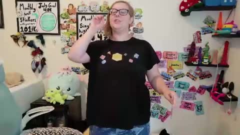 Pixie and Tentacle Overlord online show from 07.17.26