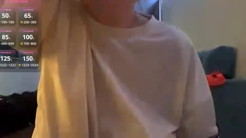 Hello My name is Ida I will be very glad to see you 3 online show from 04.10.26