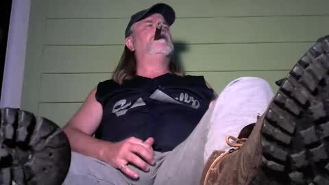 Tennredneck online show from 09.15.25