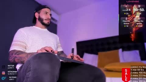 Teo Ferrer online show from 10.14.25