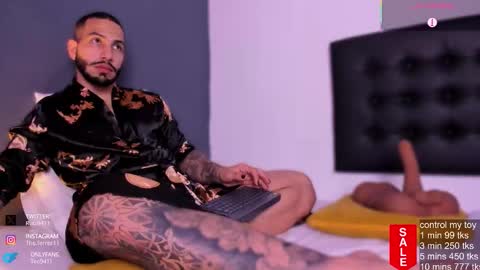 Teo Ferrer online show from 10.25.25