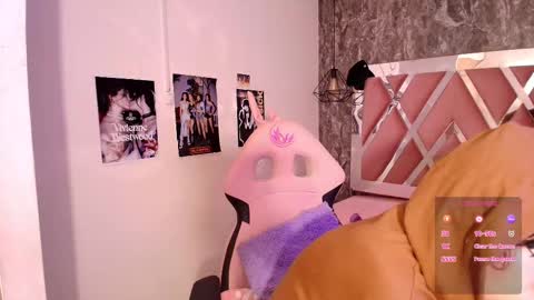 Terra Elowen online show from 10.18.25