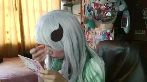 Terra Elowen online show from 04.14.26