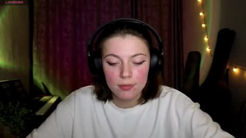 Snapshot of terranaufzinger chatting on 02.19.26 Anny Simpson online show from 02.19.26