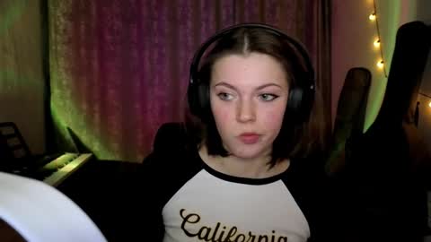 Snapshot of terranaufzinger chatting on 02.24.26 Anny Simpson online show from 02.24.26