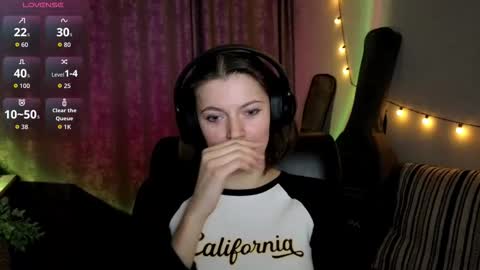 Snapshot of terranaufzinger chatting on 02.26.26 Anny Simpson online show from 02.26.26