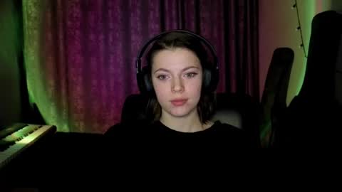 Anny Simpson online show from 03.11.26