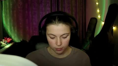 Anny Simpson online show from 03.29.26