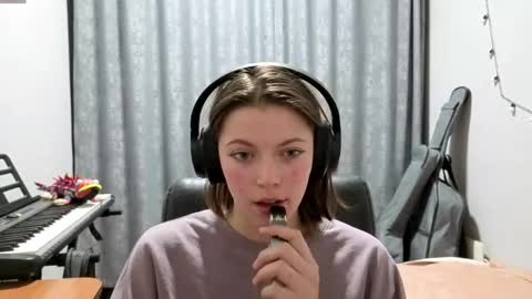 Anny Simpson online show from 04.20.26