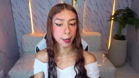 Online 800 to 1400 online show from 11.24.25