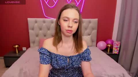 Tessa 3 online show from 02.17.25