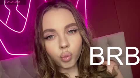 Tessa 3 online show from 03.06.25