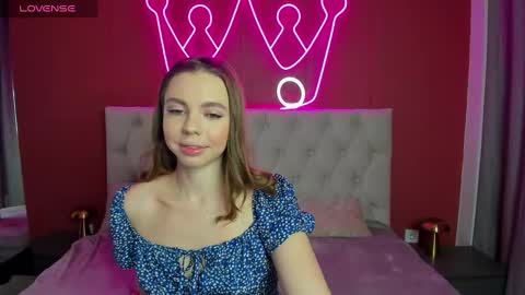 Tessa 3 online show from 03.10.25