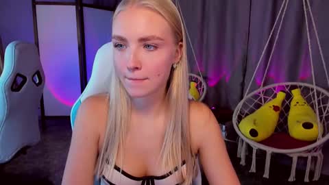 TessaHamilton online show from 10.30.25