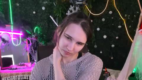 Tessa online show from 12.17.25