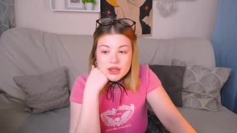 Snapshot of tesspleasure chatting on 01.31.25 TESSA online show from 01.31.25