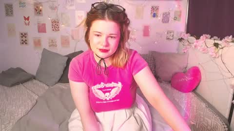 Snapshot of tesspleasure chatting on 01.31.25 TESSA online show from 01.31.25