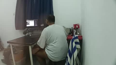 Snapshot of tested123 chatting on 11.20.25 yours online show from 11.20.25