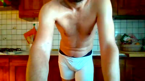 Snapshot of testosterone20222 chatting on 01.07.25 Testosterone20 online show from 01.07.25