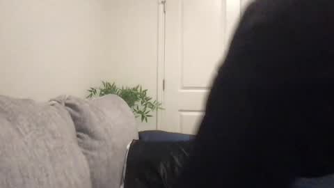 Snapshot of texas_blonde chatting on 11.23.25 Daphne Summers online show from 11.23.25