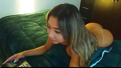 texas_curvykitten online show from 05.23.26
