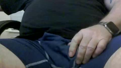 Snapshot of texashornyguy chatting on 11.04.25 Horny Guy online show from 11.04.25