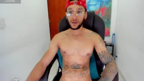 Snapshot of teylor_cristian chatting on 12.06.24 Cristhian Teylor online show from 12.06.24