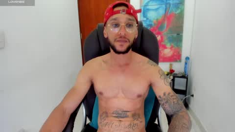 Snapshot of teylor_cristian chatting on 01.06.25 Cristhian Teylor online show from 01.06.25
