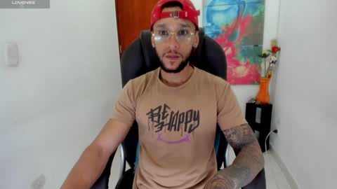 Snapshot of teylor_cristian chatting on 01.14.25 Cristhian Teylor online show from 01.14.25