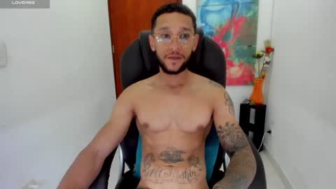 Snapshot of teylor_cristian chatting on 01.15.25 Cristhian Teylor online show from 01.15.25