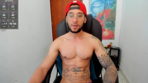 Snapshot of teylor_cristian chatting on 03.01.25 Cristhian Teylor online show from 03.01.25
