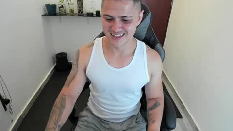 Teylor Fel online show from 02.10.25