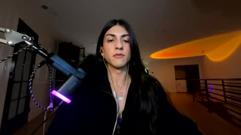 babygirlmami online show from 02.18.26