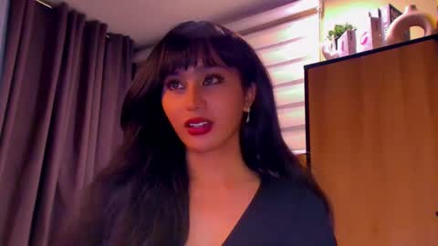 th3r3sa online show from 03.11.25