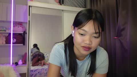 AbbieThai  online show from 12.26.24