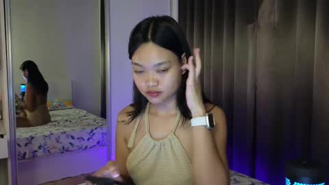 AbbieThai  online show from 02.19.25