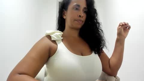 Thalia Gomex online show from 01.29.25