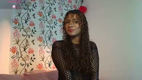 Thalia or Lia online show from 02.20.25