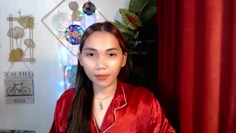 Thalia online show from 12.17.25
