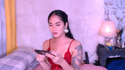 Snapshot of thalia_venture chatting on 01.24.25 Thalia online show from 01.24.25