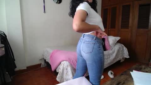    online show from 09.08.25