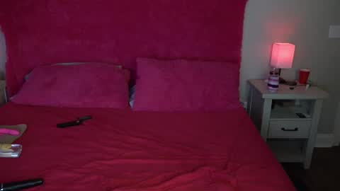 thalusciouslayla online show from 01.03.25