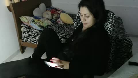 Snapshot of thamara__1023 chatting on 01.11.25 thania sometimes in the company of Alan and Maria online show from 01.11.25