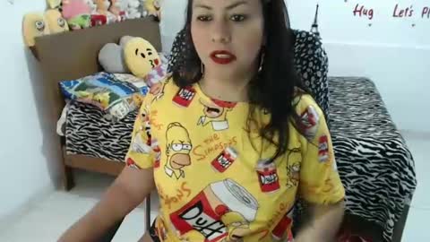 Snapshot of thamara__1023 chatting on 01.12.25 thania sometimes in the company of Alan and Maria online show from 01.12.25