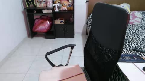 Snapshot of thamara__1023 chatting on 02.27.25 thania sometimes in the company of Alan and Maria online show from 02.27.25