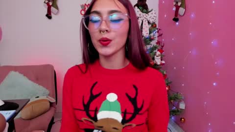 Snapshot of thamara_cooper_ chatting on 12.02.24 thamara_cooper_ online show from 12.02.24